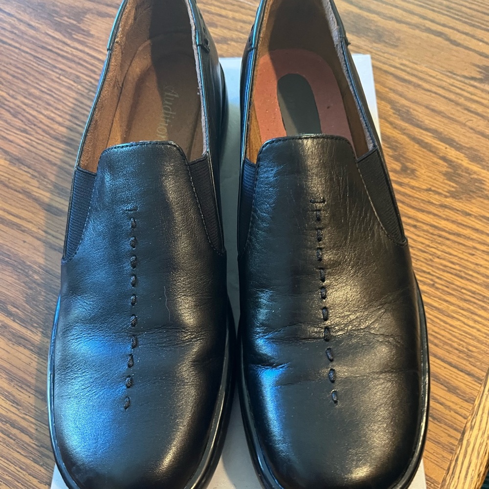 Auditions Classic Black Slip-On Loafers